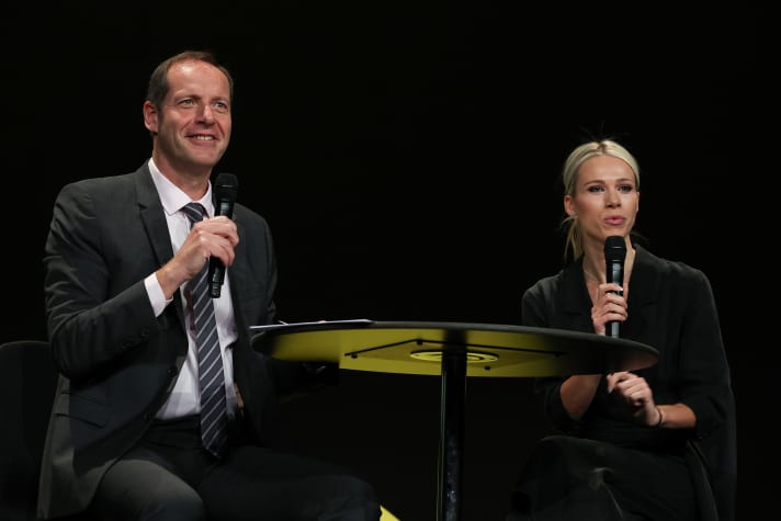 Le directeur du Tour Christian Prudhomme et la directrice de course Marion Rousse lors de la présentation du Tour de France Femmes 2022.