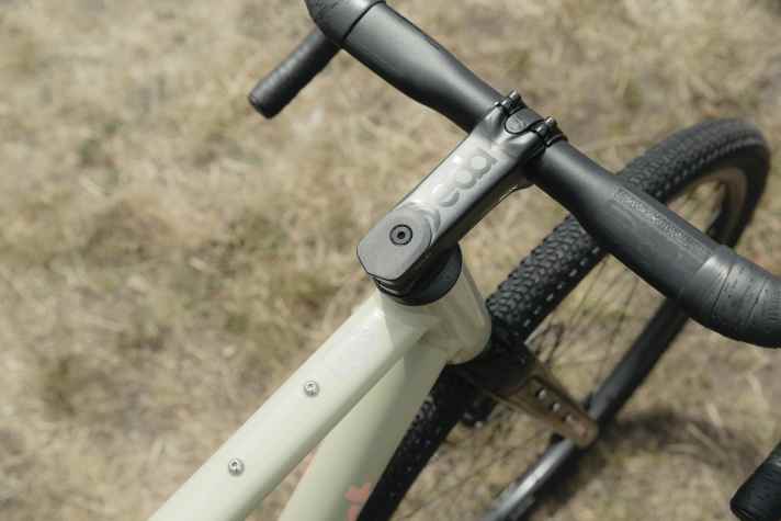 Mounting points on the top tube, under the down tube and on the fork for bags, bottles or other items.