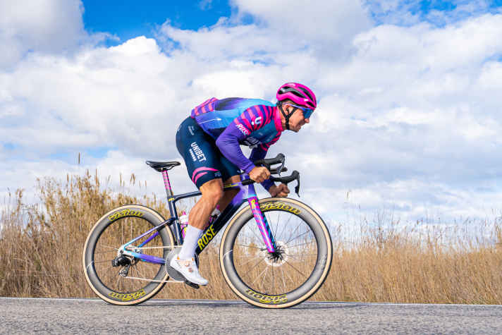 Back to his old strength? Dylan Groenewegen will ride for the Unibet Rose Rockets in future