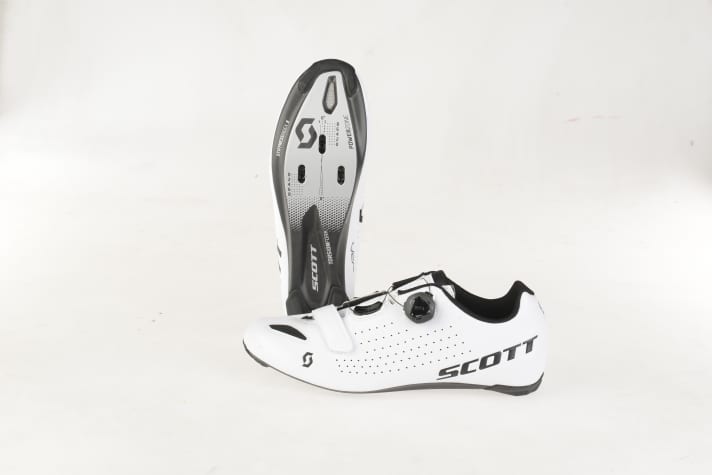   All-rounder with carbon sole and Boa fastener: the Road Vertec Boa from Scott