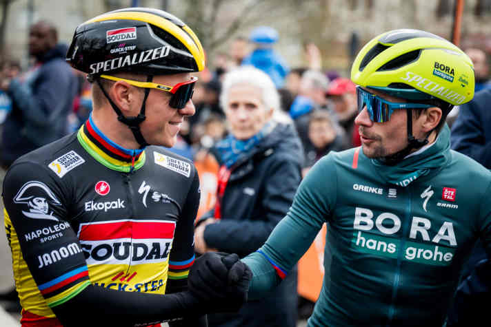 Remco Evenepoel und Primoz Roglic kehren beim Criterium du Dauphine 2024 zurück ins Pelton und zählen zu den Favoriten auf den Sieg.