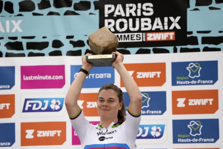 Lotte Kopecky gewann 2024 unter anderem Paris-Roubaix