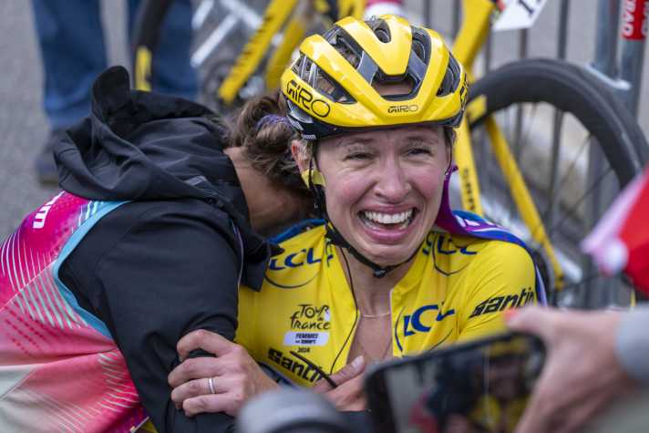 De grandes émotions : Kasia Niewiadoma et sa victoire au Tour de France Femmes à l'Alpe d'Huez