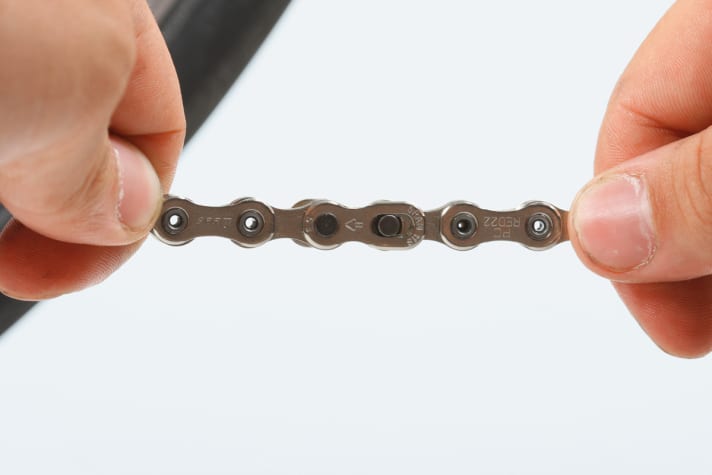 Changing the SRAM chain