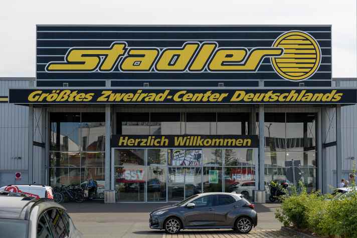 As a rule, there is a one-year warranty and the bikes are dispatched for an additional charge