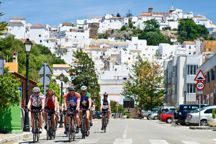   Weiße Dörfer Die schnellste von drei Gruppen erreicht in Andalusien von den Mauren gegründete Dörfer wie Alcalá de los Gazules