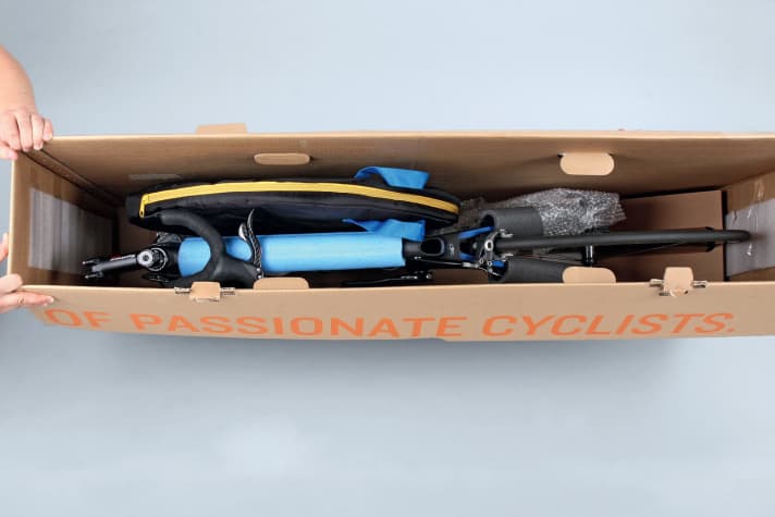 Racing bike packing