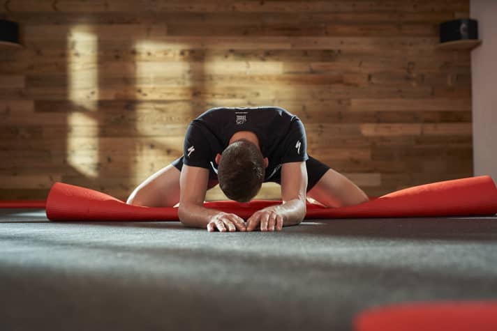 Stretching exercise for cyclist hip