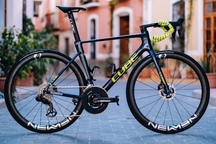 Le deuxième vélo professionnel à côté du modèle Aero d'Intermaché-Circus-Wanty pour 2023 : le Cube Litening Air C:68X.