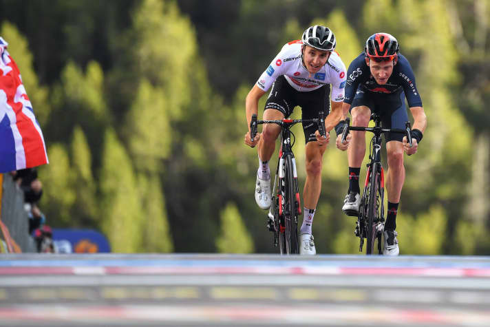 Jai Hindley (left) wins a stage of the 2020 Giro ahead of overall winner Tao Geoghegan Hart.