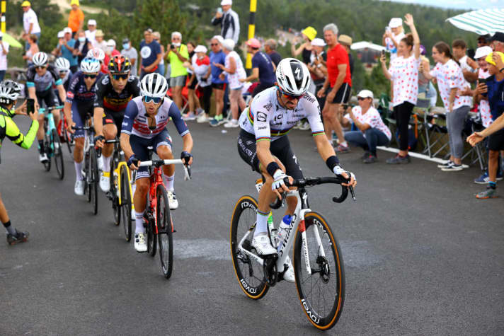 In diesem Jahr könnte Julian Alaphilippe mit dem dritten WM-Titel Geschichte schreiben – dann müsste er das Specialized Tarmac gar nicht umlackieren