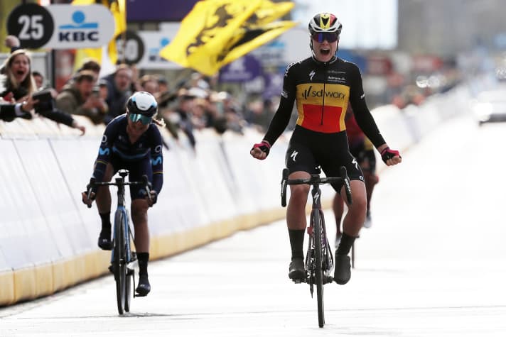 Belgian rider Lotte Kopecky wins the Tour of Flanders ahead of Annemiek Van Vleuten and Chantal Van Den Broek from the Netherlands.