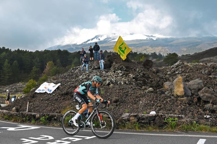 Lennard Kämna took the pressure off the team early on with his stage win on Mount Etna