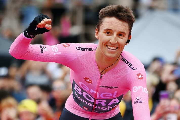 Giro winner Jai Hindley