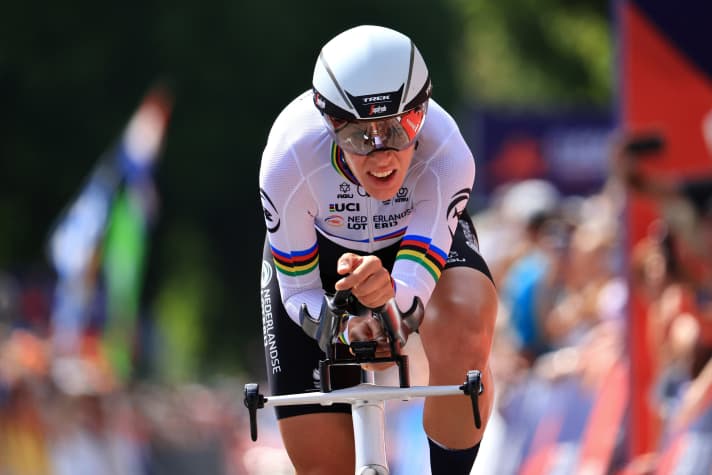 Ellen Van Dijk lors du contre-la-montre individuel des European Championships 2022 à Fürstenfeldbruck