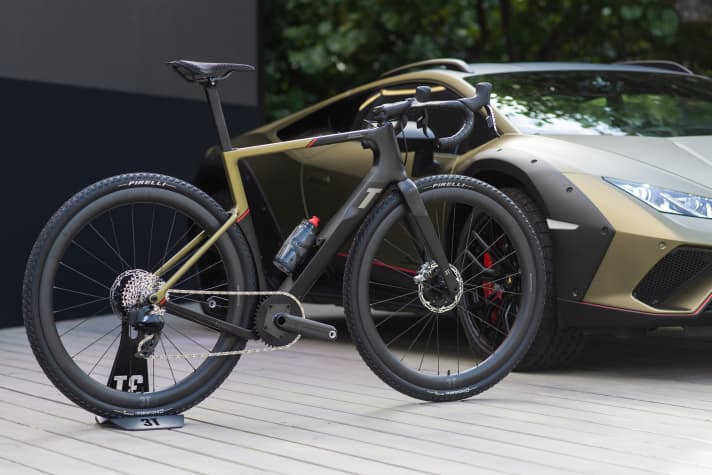 "Lambo" et Gravelbike au look unifié 