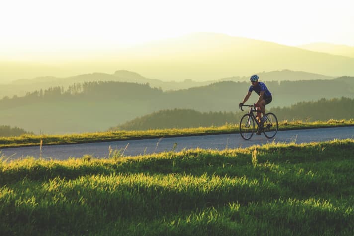 Evening atmosphere on the mountain trail between Lichtenegg and Kirchschlag