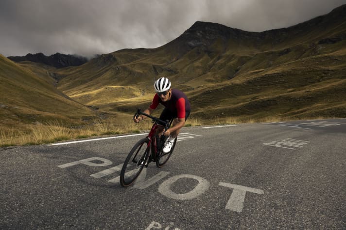 With its adjustable modes, the HPM 50 is designed to provide pedalling support, especially on long tours.