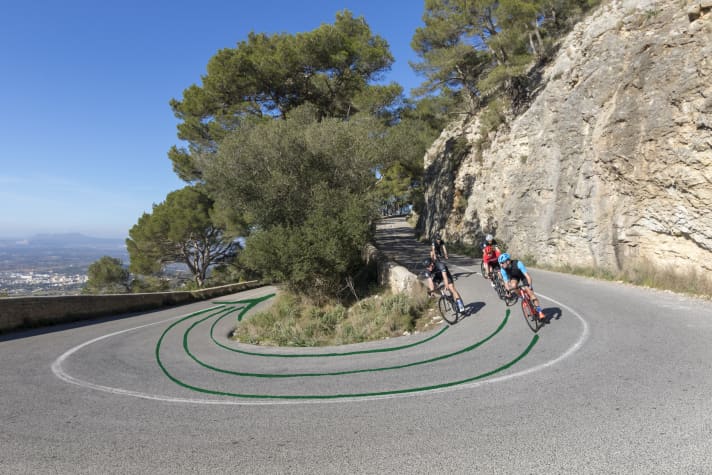 Kurven fahren in der Gruppe