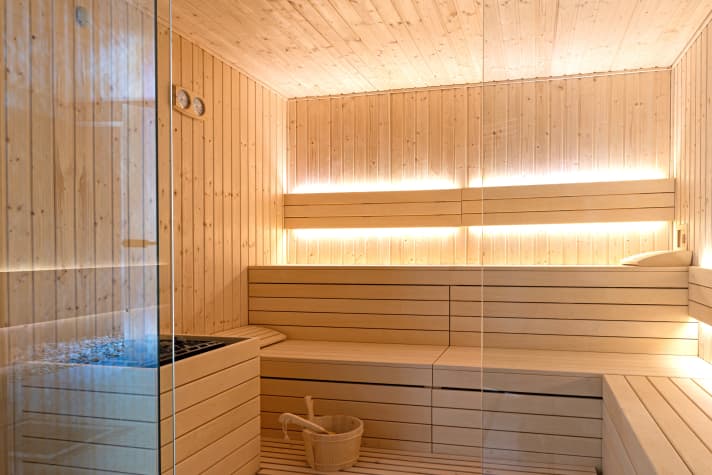 Sweating in the sauna is beneficial and strengthens the immune system in equal measure