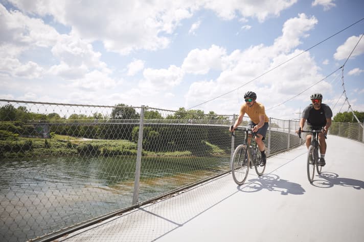   Mit dem Backroad AL zielt Rose auch auf den urbanen Einsatz ab - entsprechend vielfältig sind die Nachrüst-Optionen für Pendler.