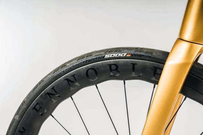 Baldiso Air Flight One: Das Wellenprofil der Ennoble-Felgen erinnert an Modelle von Zipp