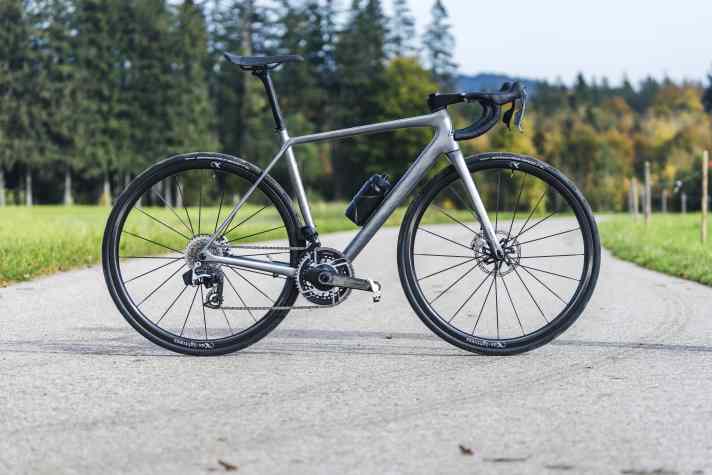 This is the Benotti Fuoco Carbon Ultra