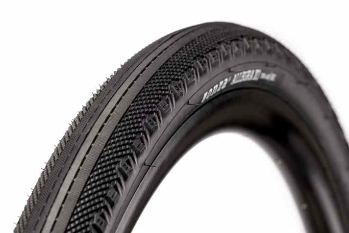 Fast centre: The Allegra X1 for tarmac and fine gravel