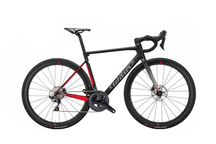   An alternative to the blue metallic look: the Wilier Zero SL in matt black with red details.
