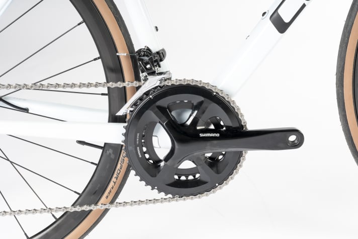 The test bike is equipped with Shimano 105