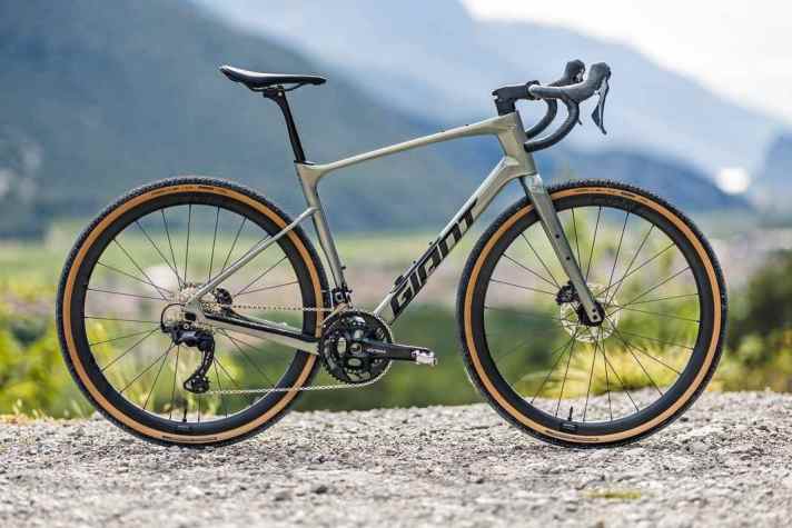 Gravelbike : Voici le Giant Revolt Advanced 0