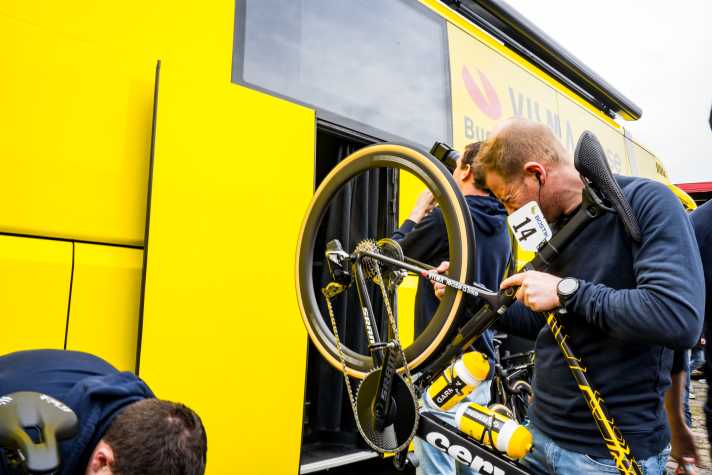 Nur wenige Handgriffe, dann ist alles wieder so, wie es sein sollte.