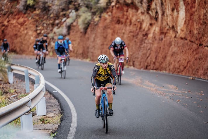 On the climb to Soria there is gravel on the road after the heavy rain