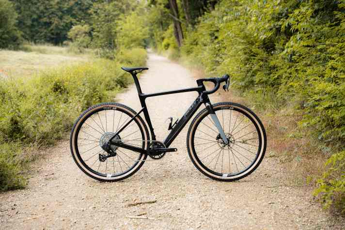 The dimensions and geometry of the E-Astr are based on the non-motorised Astr