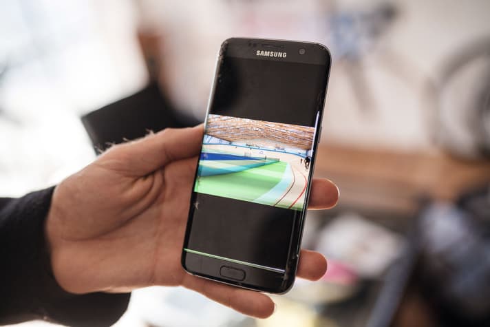   Da schau her! Grasmann hat den Entwurf für die neue Radbahn quasi immer in der Tasche