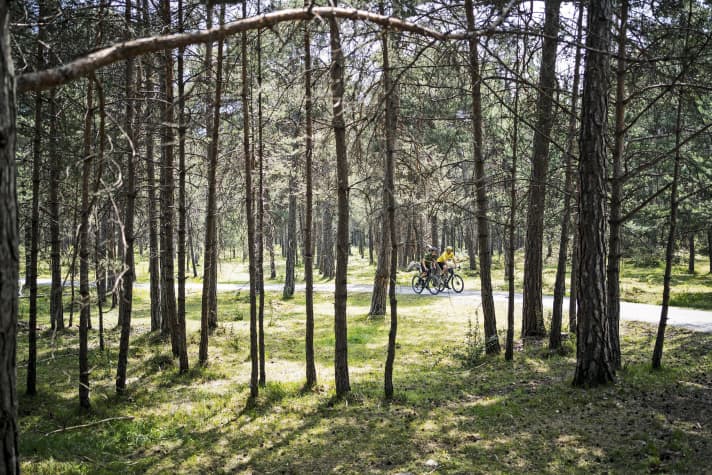 Im ersten Teil des Tiroler Inntals führt uns die Strecke auch mal weiter weg vom Inn, bleibt aber erstaunlich spannend und abwechslungsreich