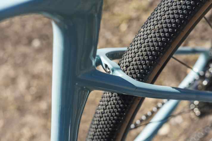 In addition to its agile handling, the Nuroad also impresses with its suspension comfort