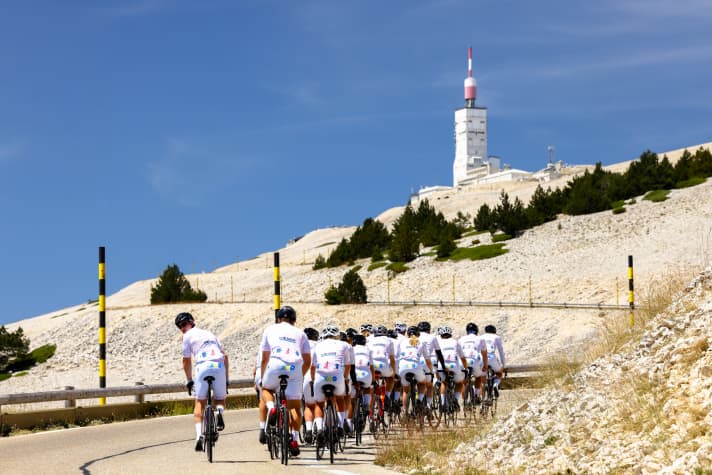 Groupe d'élèves au Mont Ventoux