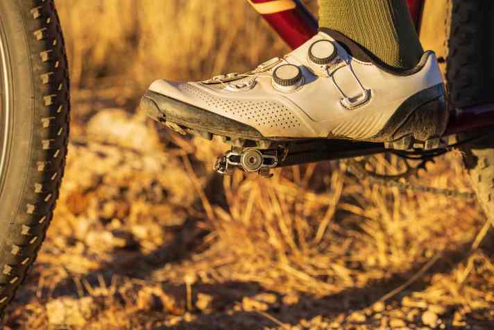 The pedal height is 12.2 mm for the RK/RS and 11.5 mm for the XC.