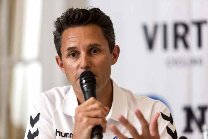 Le chef d'équipe Douglas Ryder a demandé avec son écurie une licence pour le World Tour
