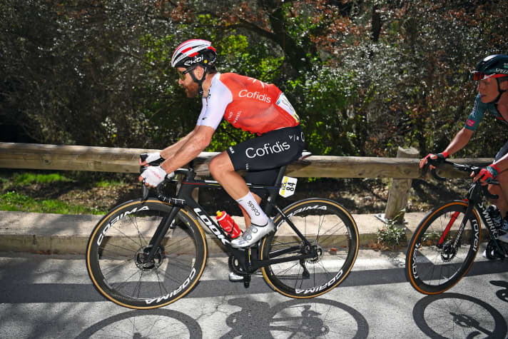 La ressemblance avec le S-Works Tarmac SL 7 est indéniable