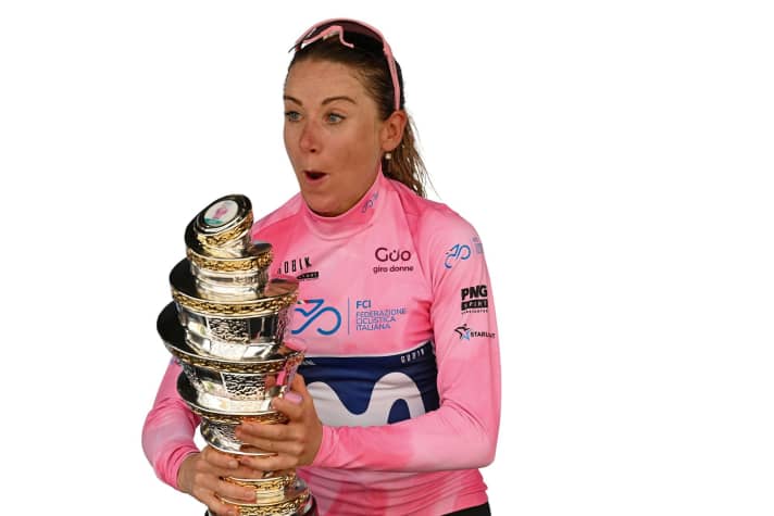Her last Giro: Annemiek van Vleuten shows her top level many times before the end of her career. She wins the women's Giro for the fourth time in total in her last appearance.