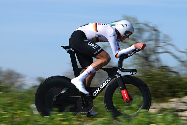 Nils Politt beim Zeitfahren der Algarve-Rundfahrt