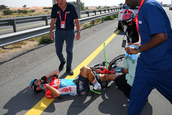 Thomas De Gendt after his crash
