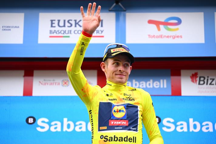Mattias Skjelmose fuhr bei der Baskenland-Rundfahrt im Gelben Trikot