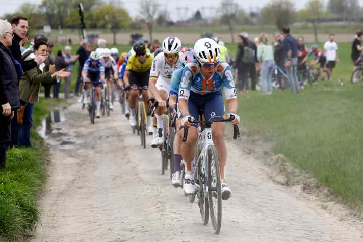 Cuisinier à Paris-Roubaix 2024