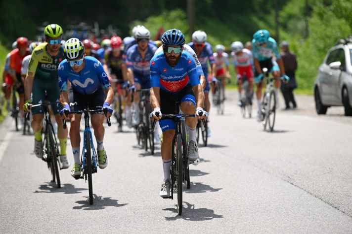 Also endeavoured to collect mountain points on the 15th stage of the Giro d'Italia: Simon Geschke