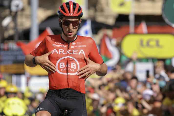 Kevin Vauquelin ist der überlegene Sieger auf der 2. Etappe der Tour de France
