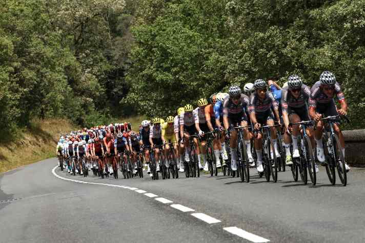 Alpecin-Deceunick spent a lot of time in the wind on stage 12