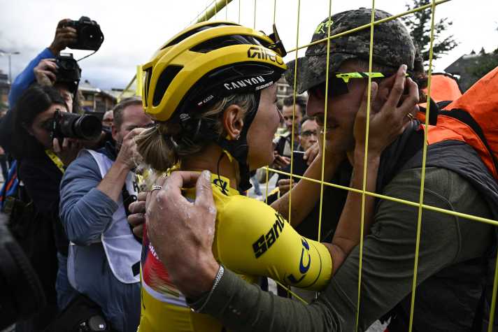 Un bonheur partagé : Niewiadoma et son ami Taylor Phinney, lui-même ancien cycliste professionnel